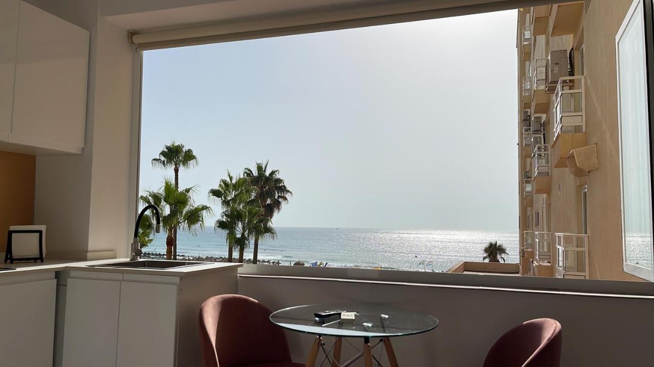 Torremolinos,Estudio Junto Al Mar En La Carihuela Екстериор снимка