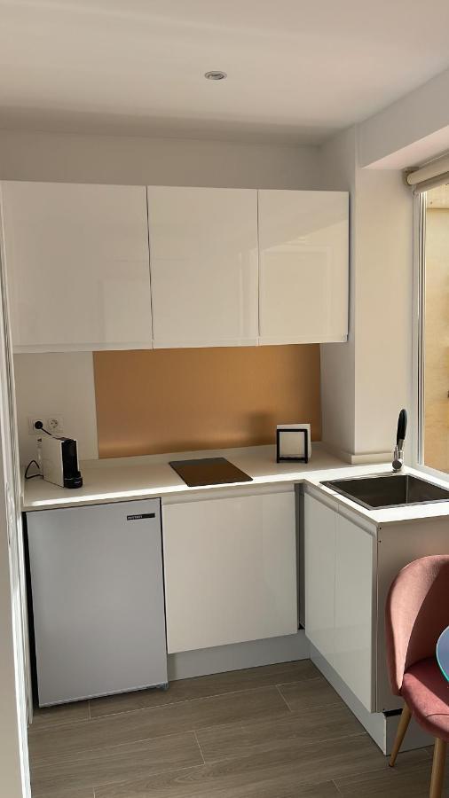 Torremolinos,Estudio Junto Al Mar En La Carihuela Екстериор снимка
